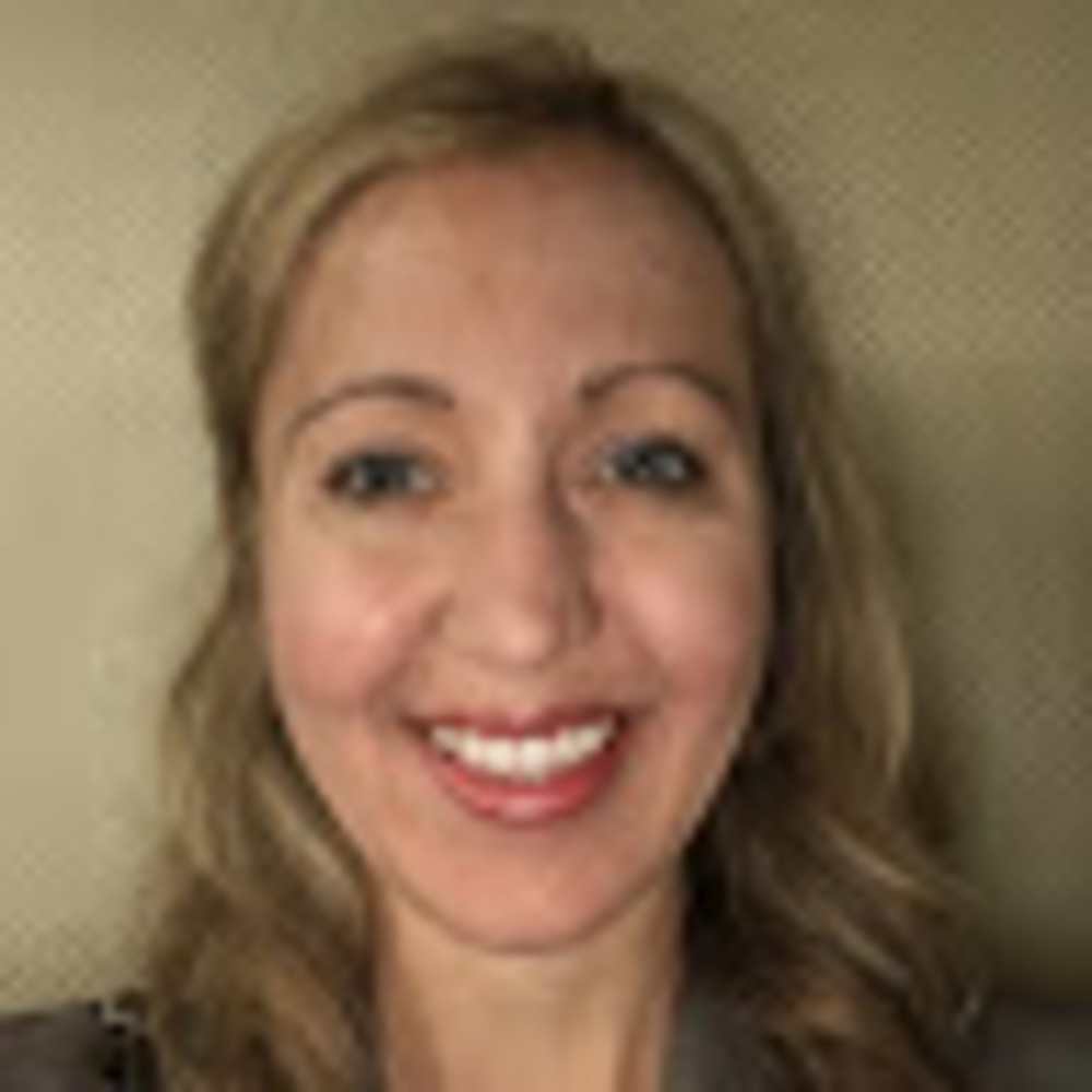 Meet your Posher, Stefanie